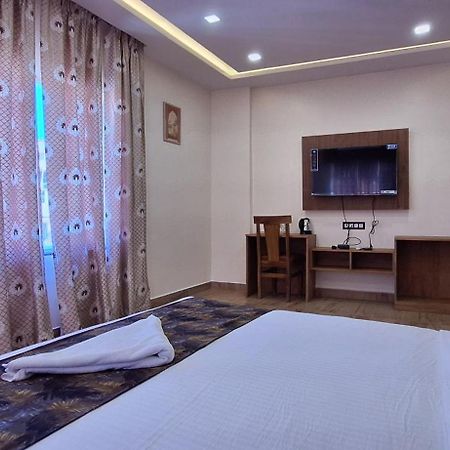 New Sun International & Banquet Hall Jamshedpur Exteriör bild