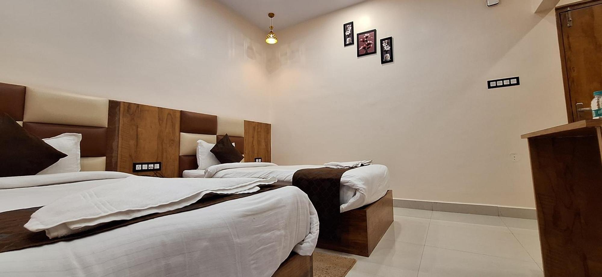 New Sun International & Banquet Hall Jamshedpur Exteriör bild